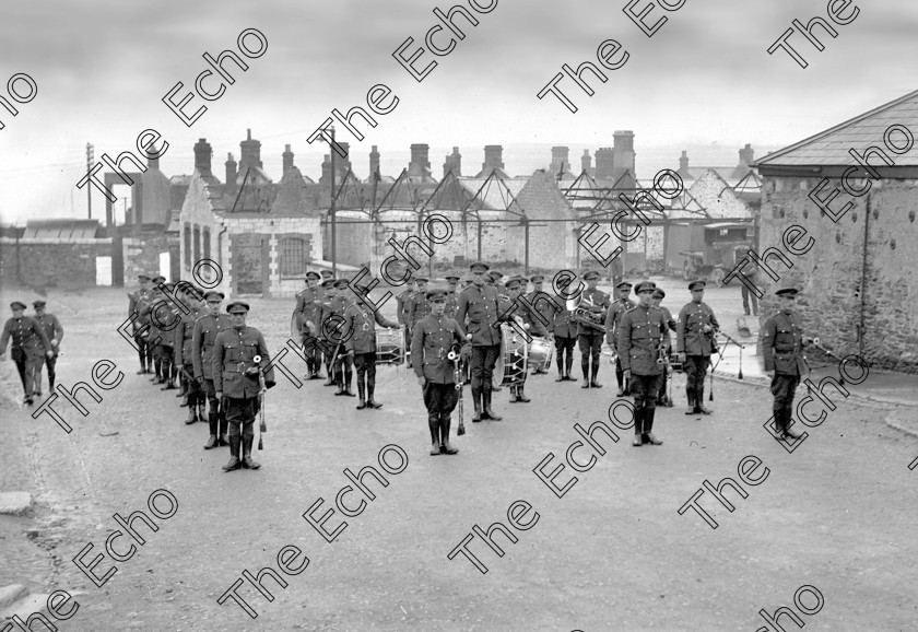 786601 
 For 'READY FOR TARK'
Soldiers of the Irish Free State Army take over a ruined Michael (Collins) Barracks at Old Youghal Road, Cork at the end of the Civil War in 1923 Ref. 1549 old black and white troops